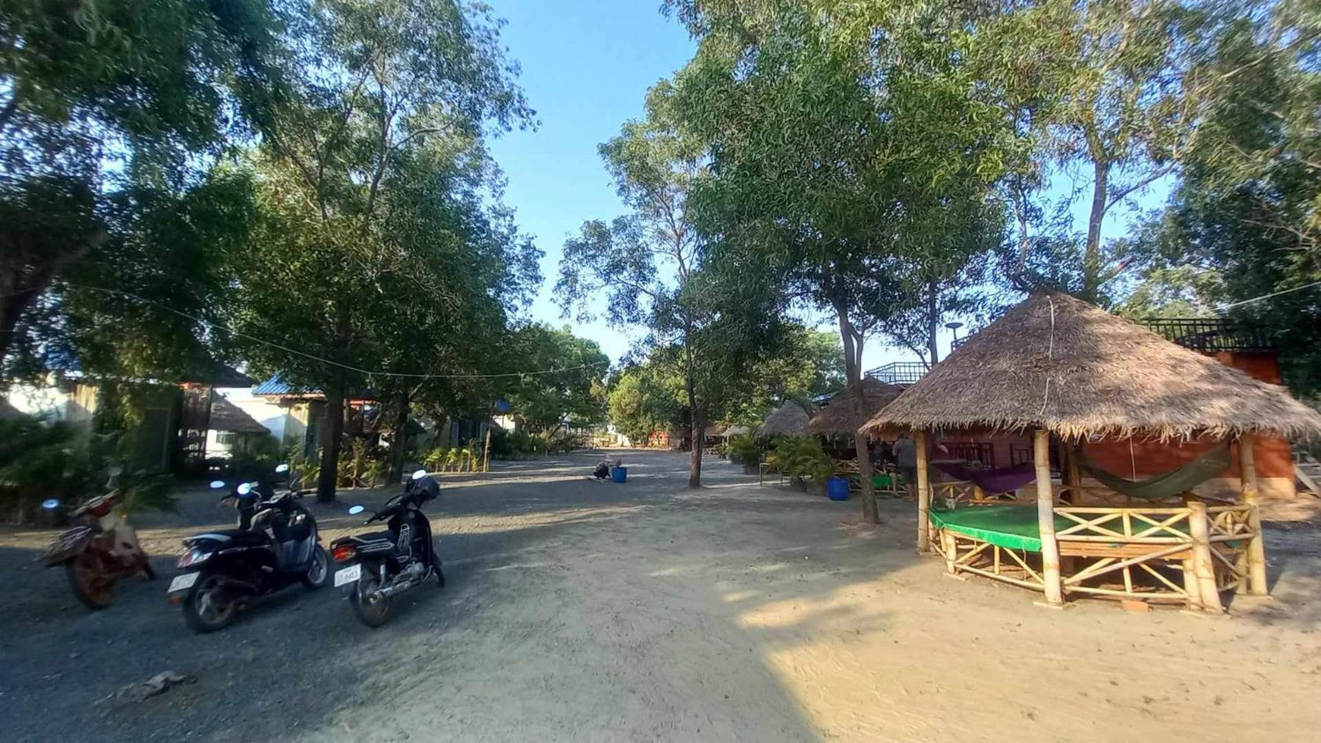 La Plage De Kampot By Lee & Hap Guest House Eksteriør billede