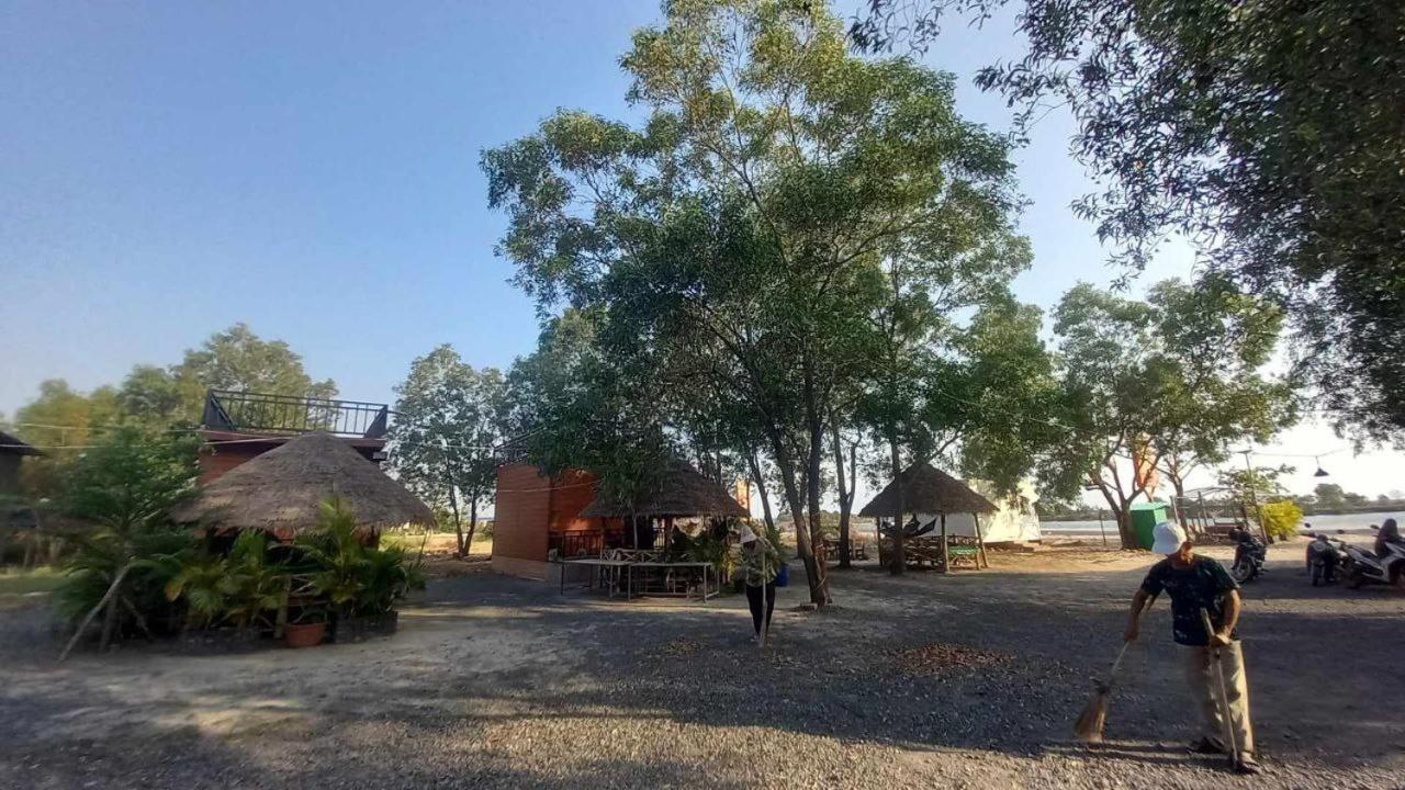 La Plage De Kampot By Lee & Hap Guest House Eksteriør billede